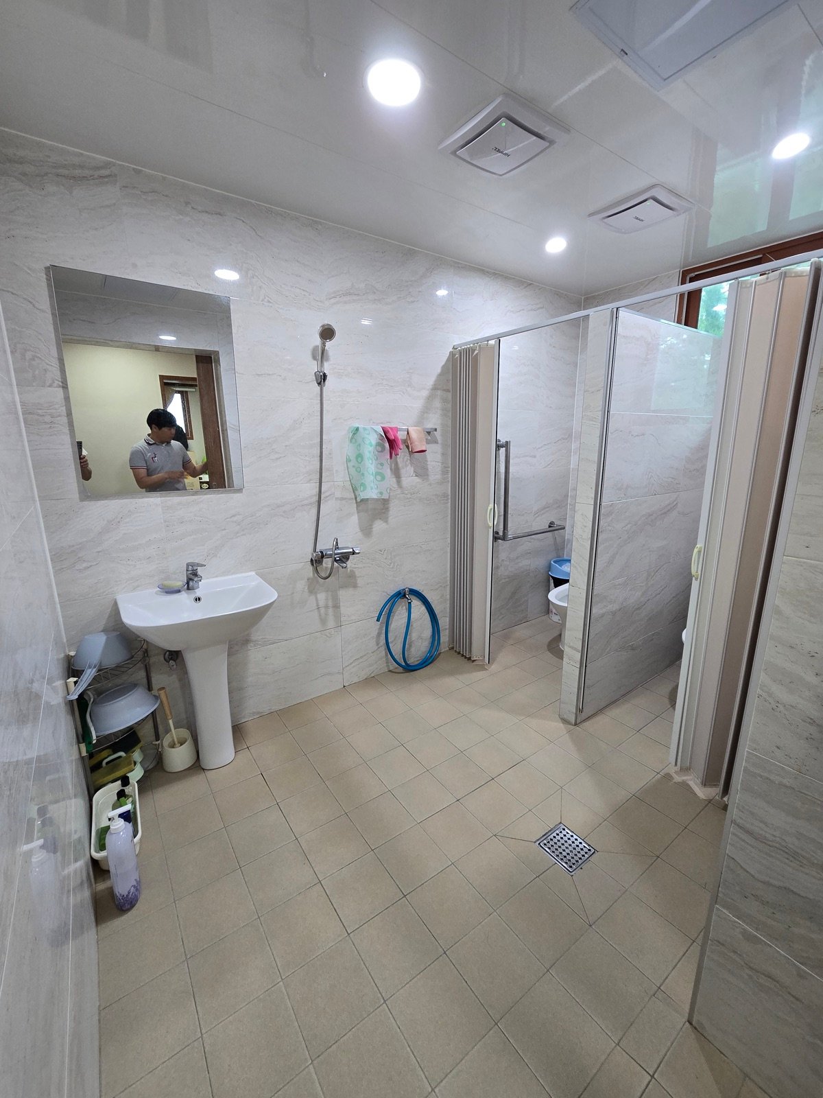 제주 창암재활원 공사 전 목욕실·세면 — 노후, 체리디자인